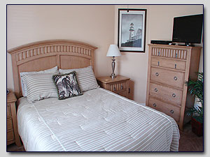 Bedroom Two - Queen