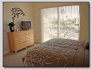 Queen Bedroom
